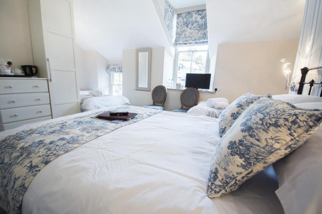 2 Cambridge Villas B & B Эмблсайд Экстерьер фото