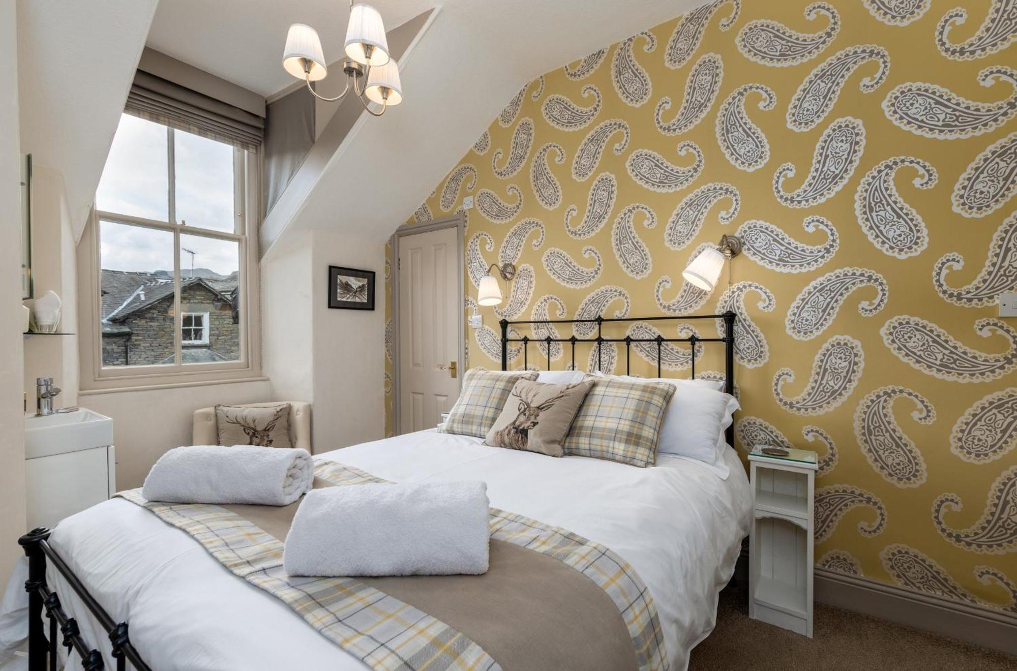 2 Cambridge Villas B & B Эмблсайд Экстерьер фото